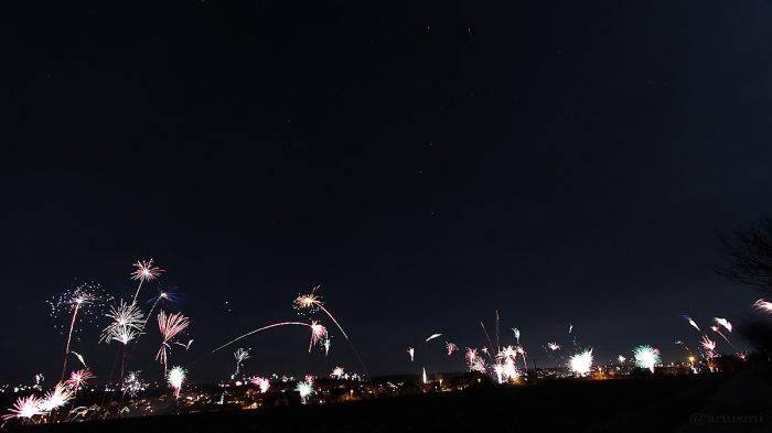 Feuerwerk am 1. Januar 2013 um 00:00 Uhr mit Großem Wagen