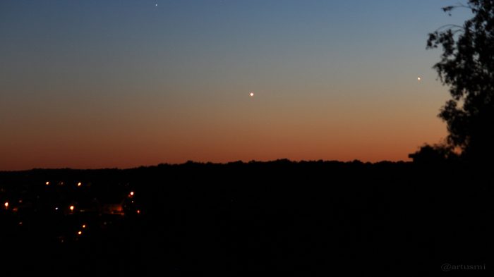 Dreieck Regulus - Venus - Jupiter am 10. Juli 2015 um 22:46 Uhr