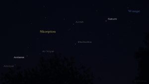 Saturn am 16. Juli 2015 um 23:34 Uhr zwischen Skorpion und Waage