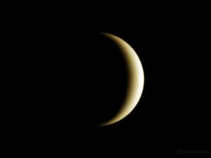 Sichel der Venus am 21. Juli 2015 am Westhimmel
