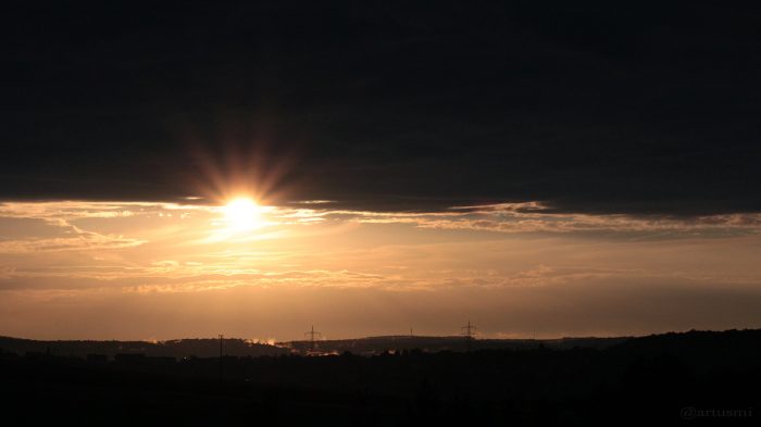 Tiefstehende Sonne am 12. September 2012 um 19:10 Uhr