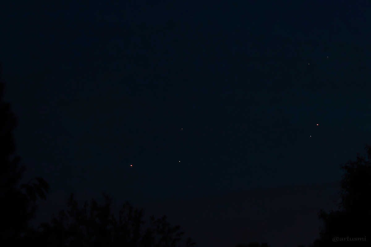 Antares und Begegnung von Mars und Dschubba am 17.09.2014 um 20:29 Uhr