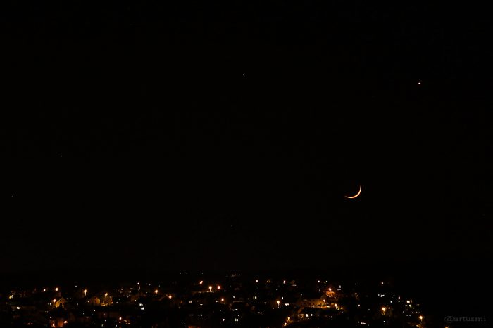 Mond und Venus am 22. März 2015 um 21:10 Uhr