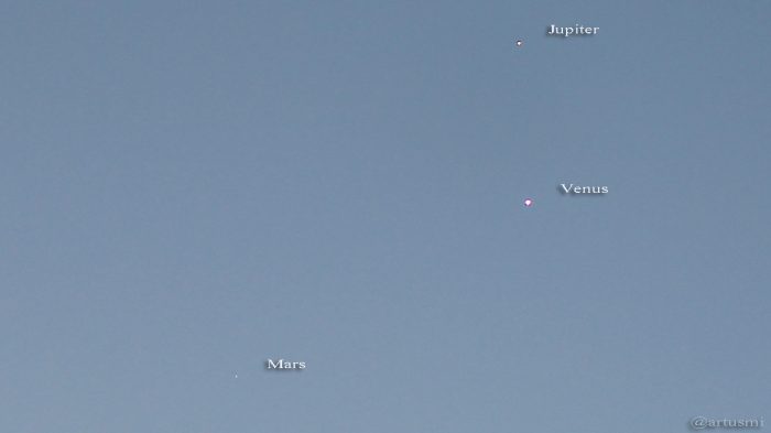 Konstellation Mars - Venus - Jupiter am 27. Oktober 2015 um 06:41 Uhr