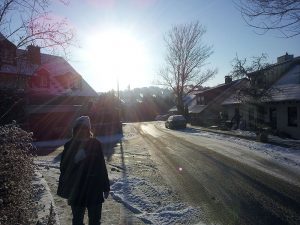 Tiefstehende Wintersonne am 8. Dezember 2012 um 09:54 Uhr