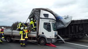 Orkan "Kyrill" wütet auf der A 7 bei Würzburg - 18. Januar 2007 um 16:17 Uhr