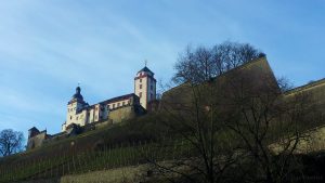 Weinlage Würzburger Schlossberg am Osthang des Marienberges am 14. Januar 2016 um 10:25 Uhr