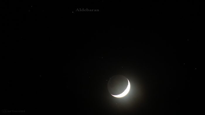 Mond bedeckt θ1 Tauri am 10. April 2016 um 22:07 Uhr