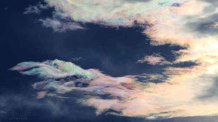 Irisierende Wolken am 17. Juni 2016 um 19:39 Uhr