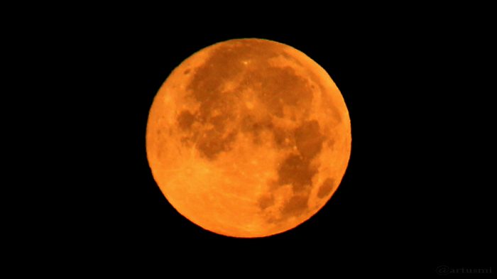 Der volle Mond am 18. August 2016 um 05:36 Uhr
