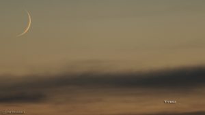 Mond und Venus am Westhimmel - 3. September 2016, 20:24 Uhr