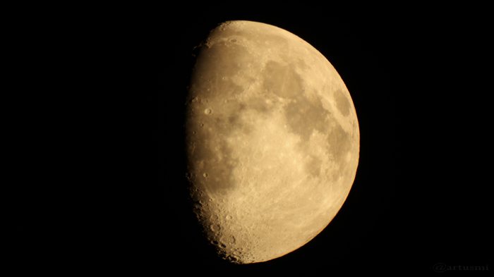 Goldener Henkel am Mond - 11. September 2016, 20:44 Uhr