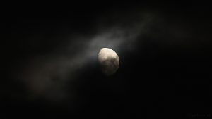 Mond mit Goldenem Henkel am 9. Dezember 2016 um 19:33 Uhr