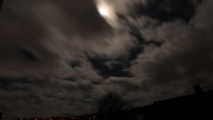 Vollmondnacht mit Sturmtief Egon am 13. Januar 2017 um 01:37 Uhr