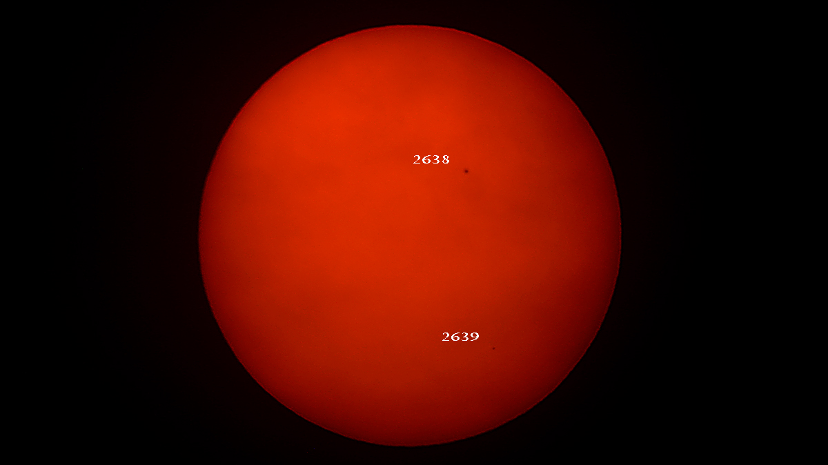 Sonnenflecken AR 2638 und AR 2639 am 25. Februar 2017 um 16:14 Uhr