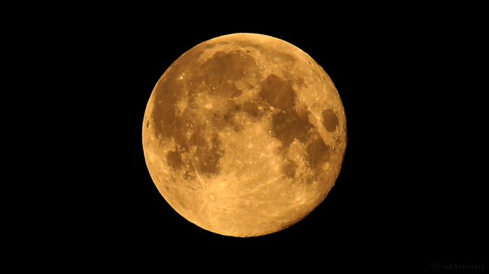 Abnehmender Mond am 13. März 2017 um 05:50 Uhr