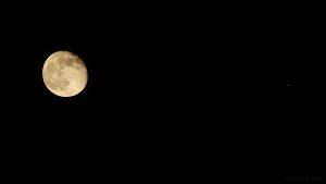 Mond und Jupiter am 15. März 2017 um 01:04 Uhr