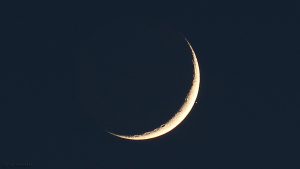 Mondsichel und Aldebaran am 28. April 2017 um 21:12 Uhr
