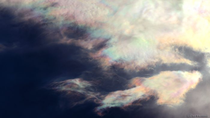 Irisierende Wolken - 13. Mai 2017, 18:41 Uhr