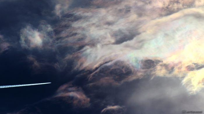 Irisierende Wolken - 13. Mai 2017, 18:43 Uhr