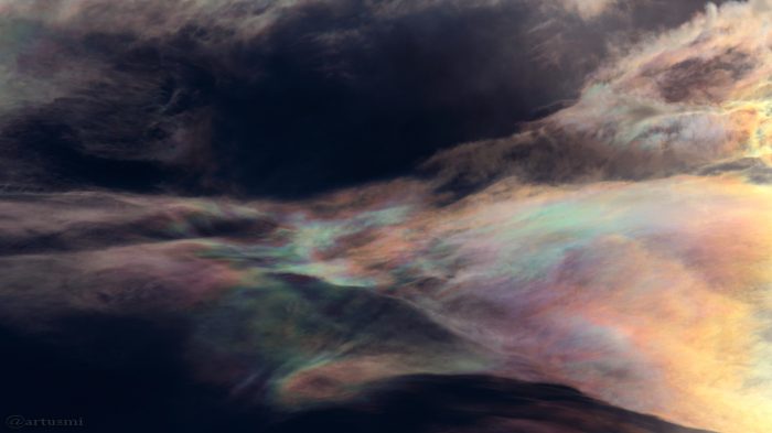 Irisierende Wolken - 13. Mai 2017, 18:44 Uhr