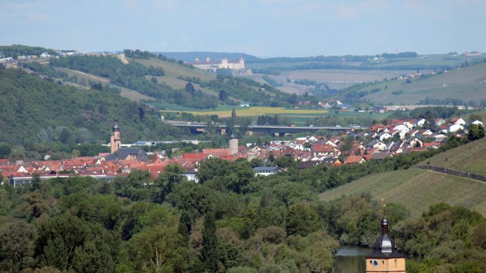 Blick vom Panoramahöhenweg Richtung Würzburg