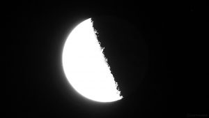 Mond bedeckt 5 Tau - 15. August 2017, 04:48:48 Uhr