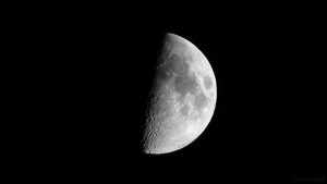 Zunehmender Mond am 29. August 2017 um 21:23 Uhr