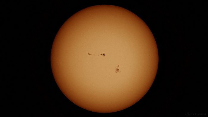 Sonne mit Sonnenflecken am 4. September 2017 um 13:46 Uhr
