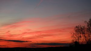 Nautische Dämmerung mit Abendrot am 25. Oktober 2017 um 18:33 Uhr