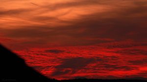 Nautische Dämmerung mit Abendrot am 25. Oktober 2017 um 18:34 Uhr