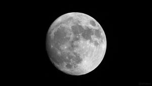 Zunehmender Mond in Erdnähe am 31. Dezember 2017 um 19:07 Uhr