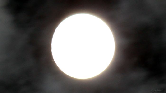 Stern 119 Tauri kurz vor der Bedeckung durch den Mond am 31. Dezember 2017 um 22:37:49 Uhr