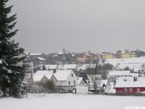 Winter mit sehr viel Schnee in Eisingen am 26. Dezember 2010
