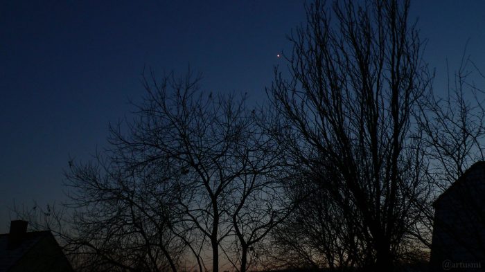 Venus am 13. Januar 2009 um 17:37 Uhr am Südwesthimmel