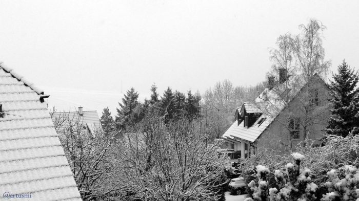 Neuschnee in Eisingen am 4. Februar 2018 um 10:08 Uhr - Schneefall bei +3 °C