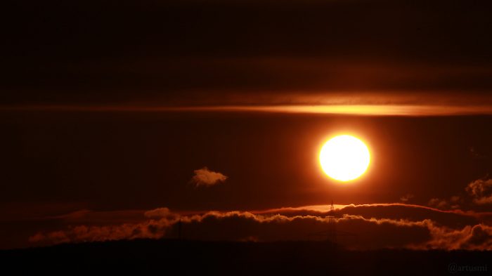 Sonnenuntergang am 4. April 2018 um 19:48 Uhr