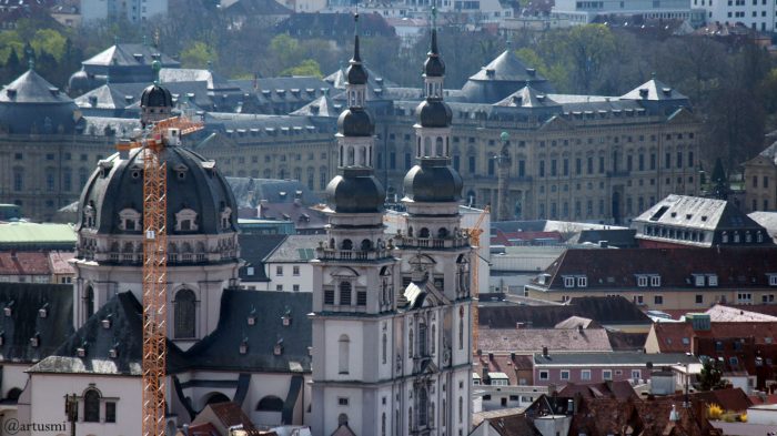 Würzburg: Blick auf Stift Haug und die Residenz