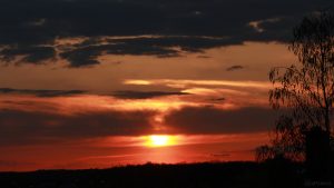 Sonnenuntergang am 16. April 2018 um 20:01 Uhr