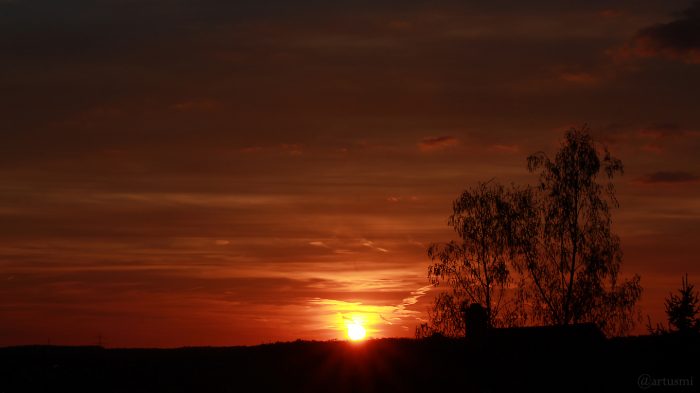 Sonnenuntergang am 17. April 2018 um 20:08 Uhr