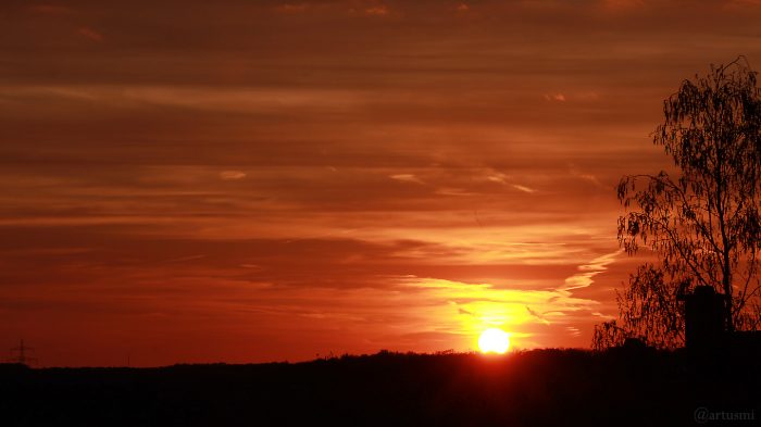 Sonnenuntergang am 17. April 2018 um 20:08 Uhr