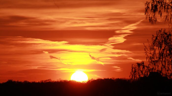 Sonnenuntergang am 17. April 2018 um 20:09 Uhr