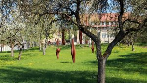 Erbachshof Art Project - Skulpturen im Park am 18. April 2018 um 10:55 Uhr