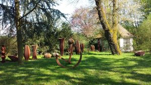Erbachshof Art Project - Skulpturen im Park am 18. April 2018 um 16:37 Uhr