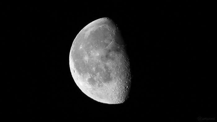 Abnehmender Mond am 6. Mai 2018 um 04:02 Uhr
