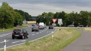 Verkehrsführung B 27 Umfahrung Höchberg am 22. Juni 2018 um 10:54 Uhr