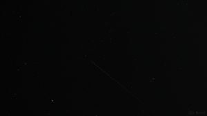 Die Internationale Raumstation ISS verschwindet am 28. Juli 2018 um 00:11 Uhr im Sternbild Schwan im Erdschatten