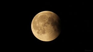 Der verfinsterte Mond am 28. Juli 2018 um 00:18 Uhr