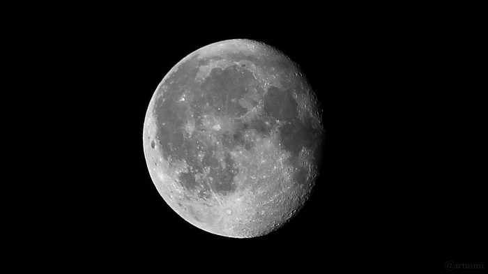 Abnehmender Mond am 31. Juli 2018 um 01:59 Uhr