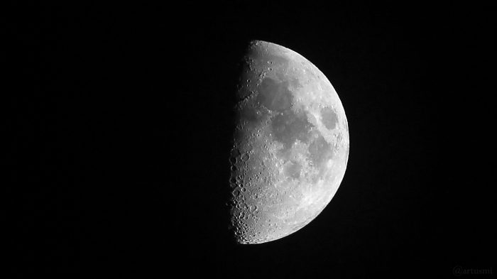 Zunehmender Mond am 17. September 2018 um 20:16 Uhr